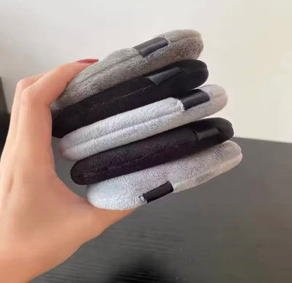 Large Velvet Triangle Powder Puff – Soft Cosmetic Makeup Tool